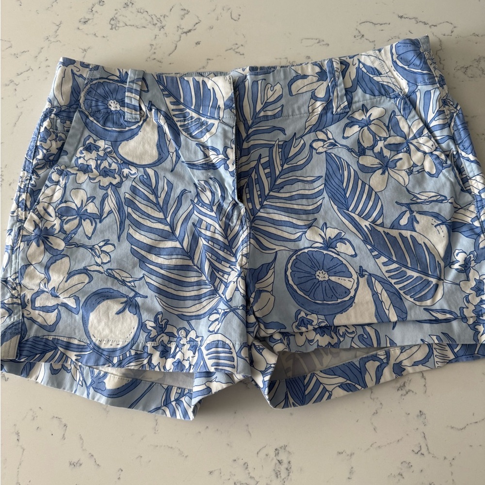 Vineyard Vines Blue and White Flat Front Shorts